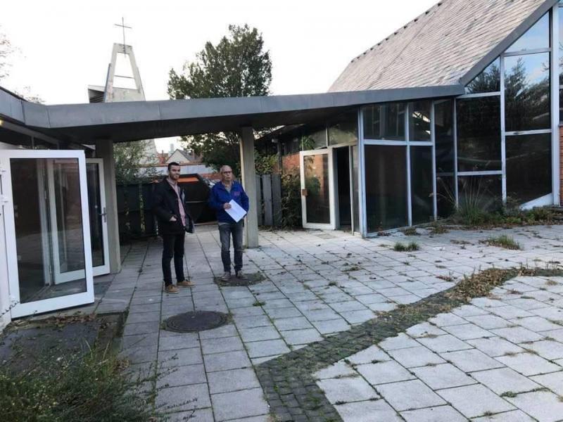 4 (1) (1) (1) (1) (1) (1) (1) (1) (1) (1)