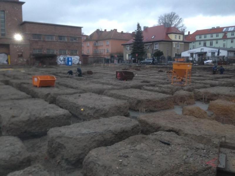 4 (1) (1) (1) (1) (1) (1) (1) (1) (1) (1) (1)